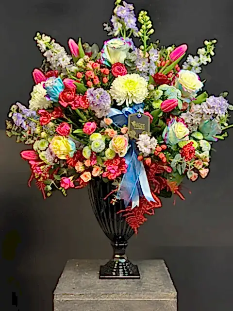 Aurora Luxe – Siyah Vazoda Renkli Premium Lüks Aranjman