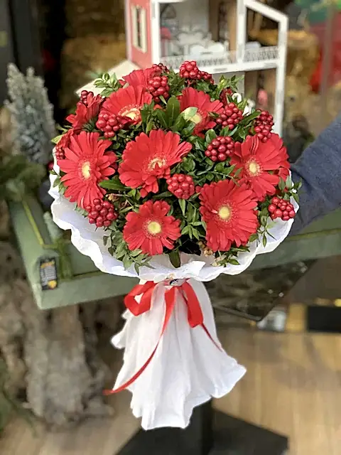 Bauble Bloom Bouquet